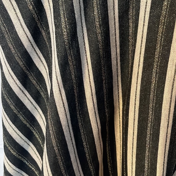 Short Sleeve Stripe Dress Size S - Picture 7 of 9